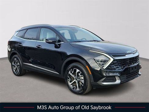 Certified 2025 Kia Sportage EX image 1