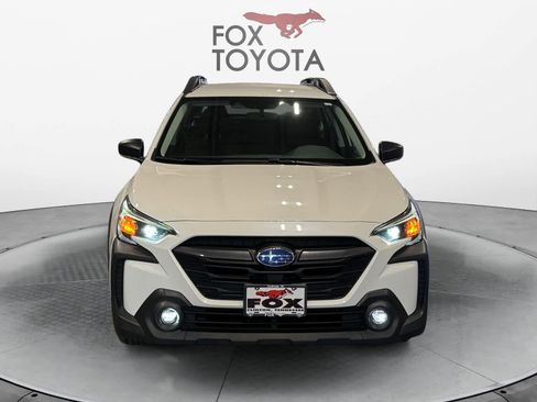Used 2023 Subaru Outback AWD/4WD image 9