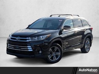Used 2019 Toyota Highlander Limited Platinum video 1