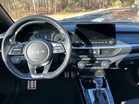 Certified 2024 Kia Forte GT-Line image 12