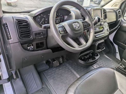 Used 2023 RAM ProMaster 2500 FWD image 13