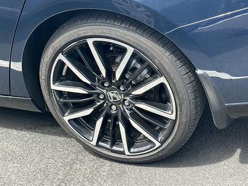 Used 2024 Honda Accord Touring image 4