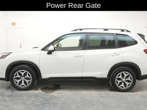 Used 2024 Subaru Forester Premium AWD/4WD image 4