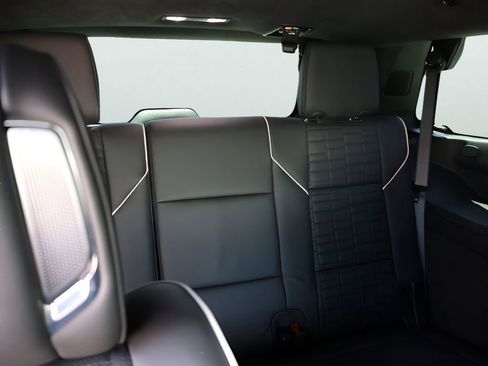 Used 2025 Cadillac Escalade V AWD/4WD image 16