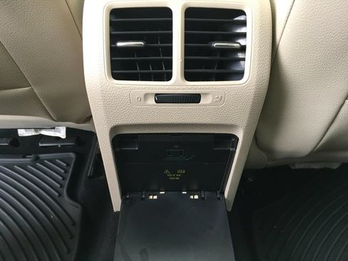 Used 2013 Volkswagen Jetta TDI FWD image 26