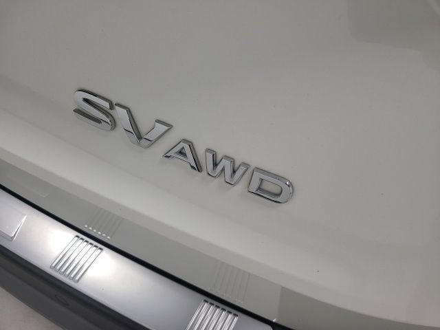 Used 2021 Nissan Rogue SV w/ Premium Package AWD/4WD image 8