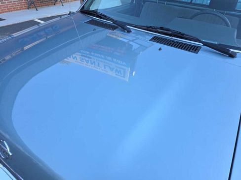 Used 1993 Nissan Pickup 2WD Regular Cab image 9