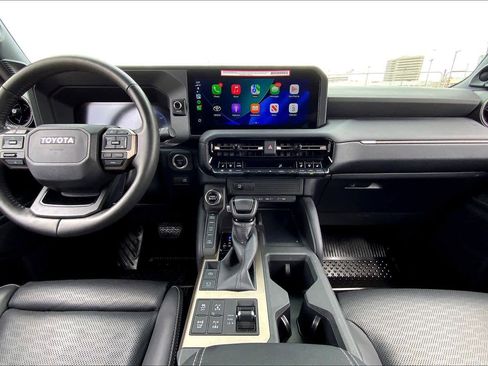 Used 2024 Toyota Land Cruiser image 15