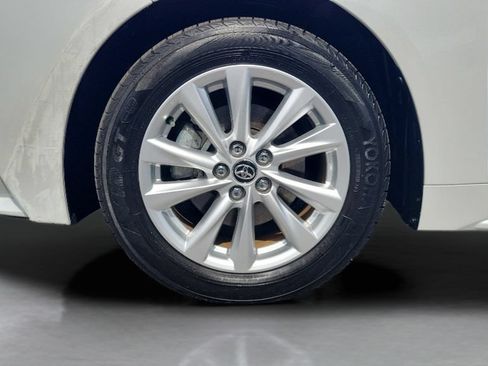 Used 2024 Toyota Corolla LE w/ LE Convenience Package FWD image 26