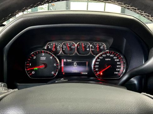Used 2015 GMC Sierra 1500 SLE w/ SLE Value Package AWD/4WD image 12