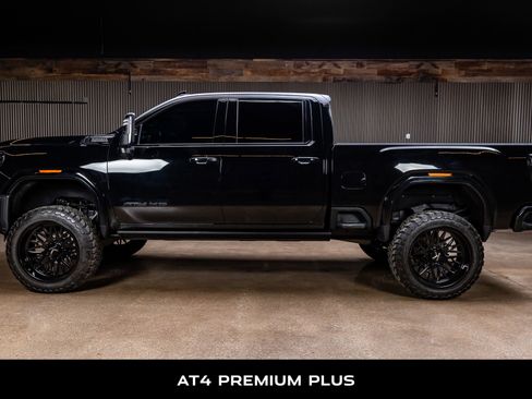 Used 2024 GMC Sierra 2500 AT4 w/ AT4 Premium Plus Package image 5
