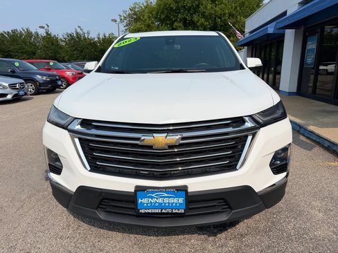 Used 2023 Chevrolet Traverse LT AWD/4WD image 9