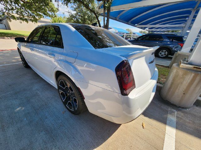 Used 2023 Chrysler 300 S w/ Comfort Group RWD image 6