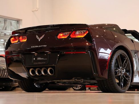 Used 2017 Chevrolet Corvette Stingray Coupe w/ Battery Protection Package image 20