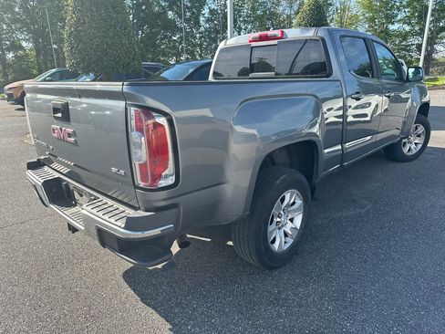 Used 2018 GMC Canyon SLE w/ SLE Convenience Package image 4