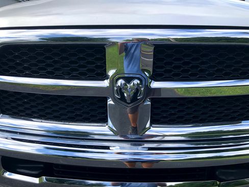 Used 2015 RAM 2500 SLT image 10