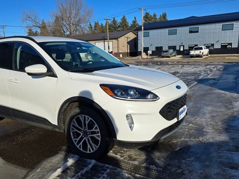 Used 2021 Ford Escape SEL image 4