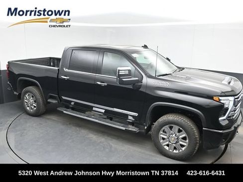 Used 2026 Chevrolet Silverado 2500 High Country w/ Technology Package AWD/4WD image 1