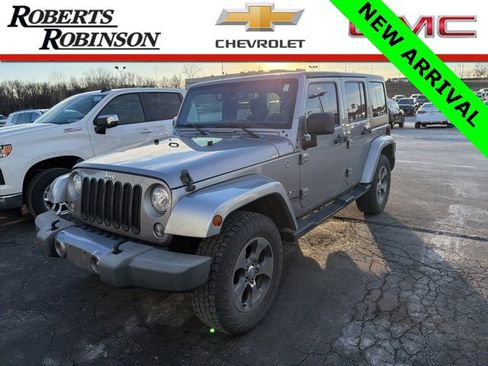 Used 2018 Jeep Wrangler Unlimited Sahara image 1