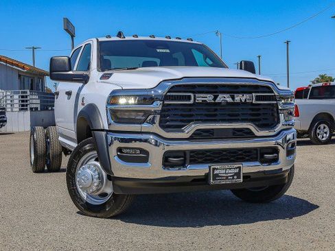 New 2025 RAM 5500 Tradesman w/ Chrome Appearance Group image 1