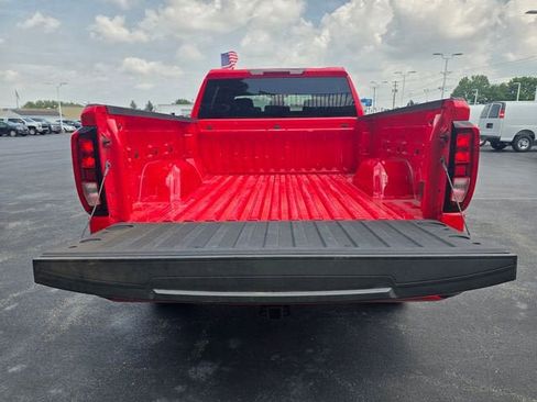 Used 2025 GMC Sierra 1500 Elevation AWD/4WD image 5