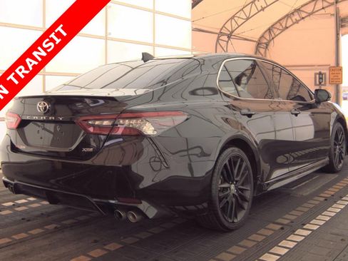 Used 2021 Toyota Camry XSE image 3