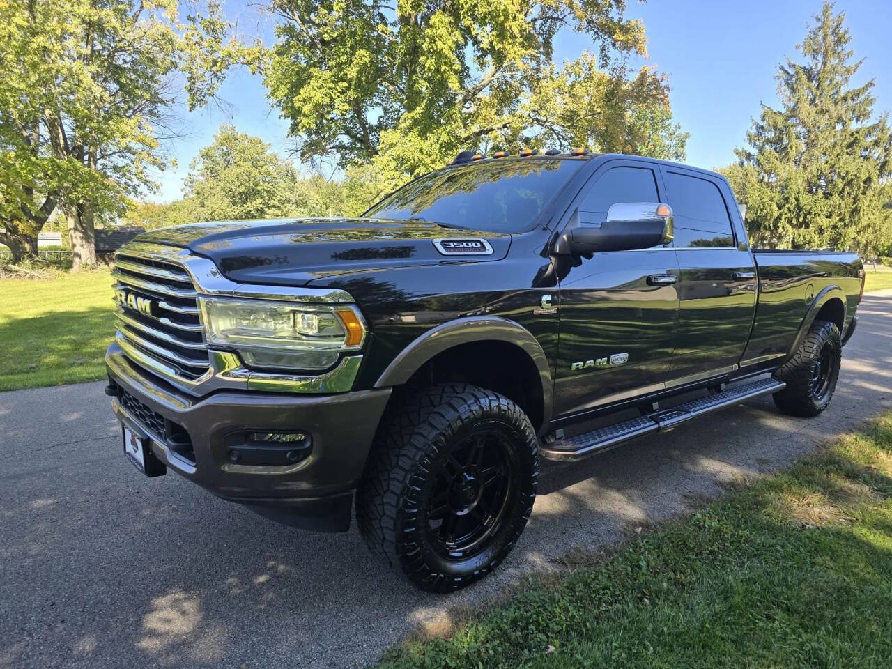 Used 2021 RAM 3500 Limited AWD/4WD image 1