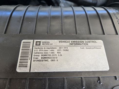 Used 2011 Chevrolet Express 1500 AWD image 24