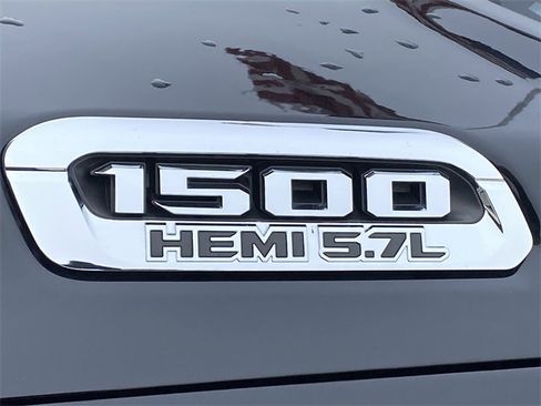 Used 2022 RAM 1500 Big Horn w/ Trailer Tow Group (B) image 25