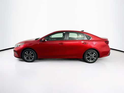 Used 2024 Kia Forte LXS FWD image 4