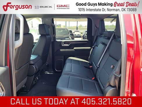 New 2026 GMC Sierra 2500 SLT w/ X31 Off-Road Package AWD/4WD image 43