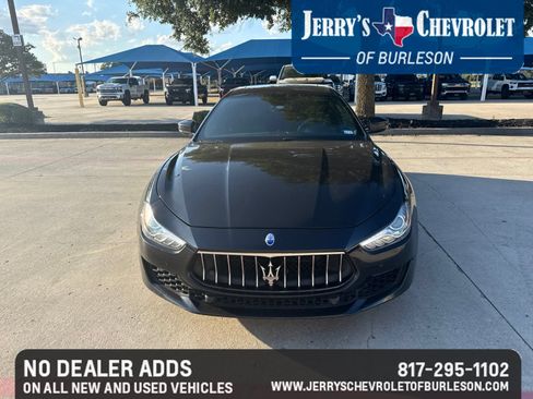 Used 2019 Maserati Ghibli RWD image 2