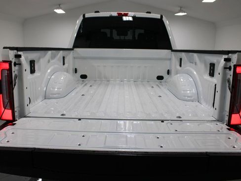 New 2026 Ford F250 Platinum AWD/4WD image 22