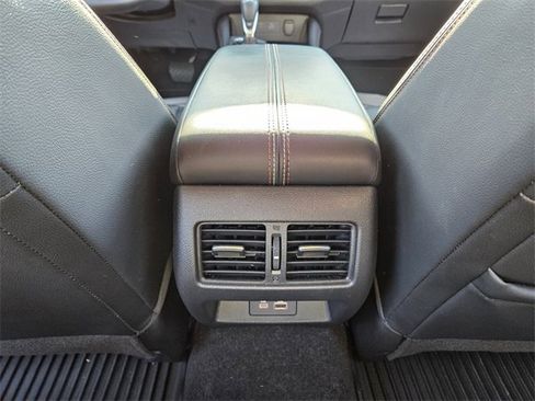 Used 2024 Nissan Altima 2.0 SR image 10