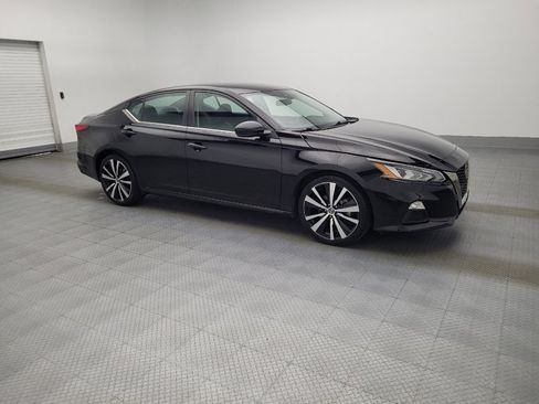 Used 2022 Nissan Altima 2.5 SR image 11