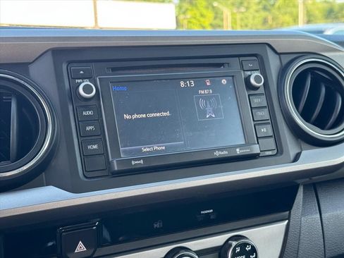 Used 2017 Toyota Tacoma SR5 w/ Tow Package AWD/4WD image 27