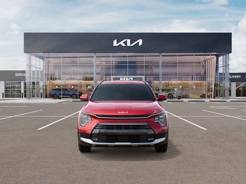 New 2025 Kia Niro SX Touring FWD image 2