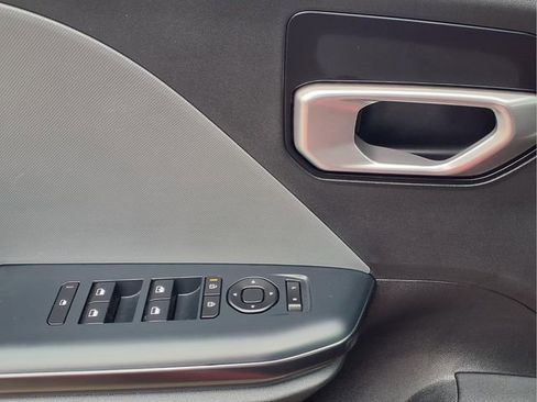New 2025 Kia K4 LXS FWD image 15