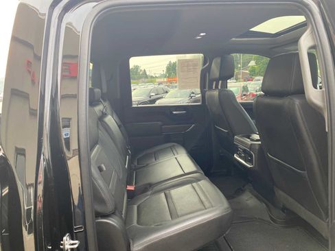Used 2022 GMC Sierra 2500 Denali w/ Denali Black Diamond Edition AWD/4WD image 34