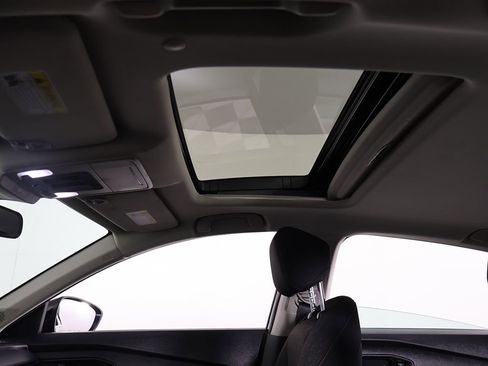 Used 2025 Honda Accord SE image 19