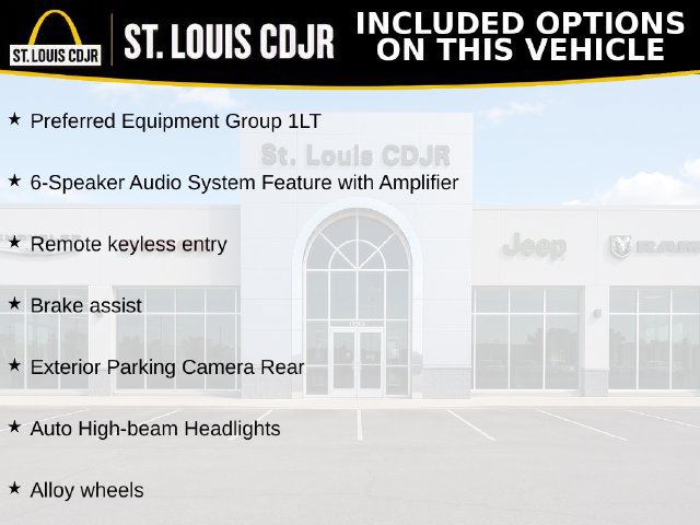 Used 2025 Chevrolet TrailBlazer LT AWD/4WD image 4