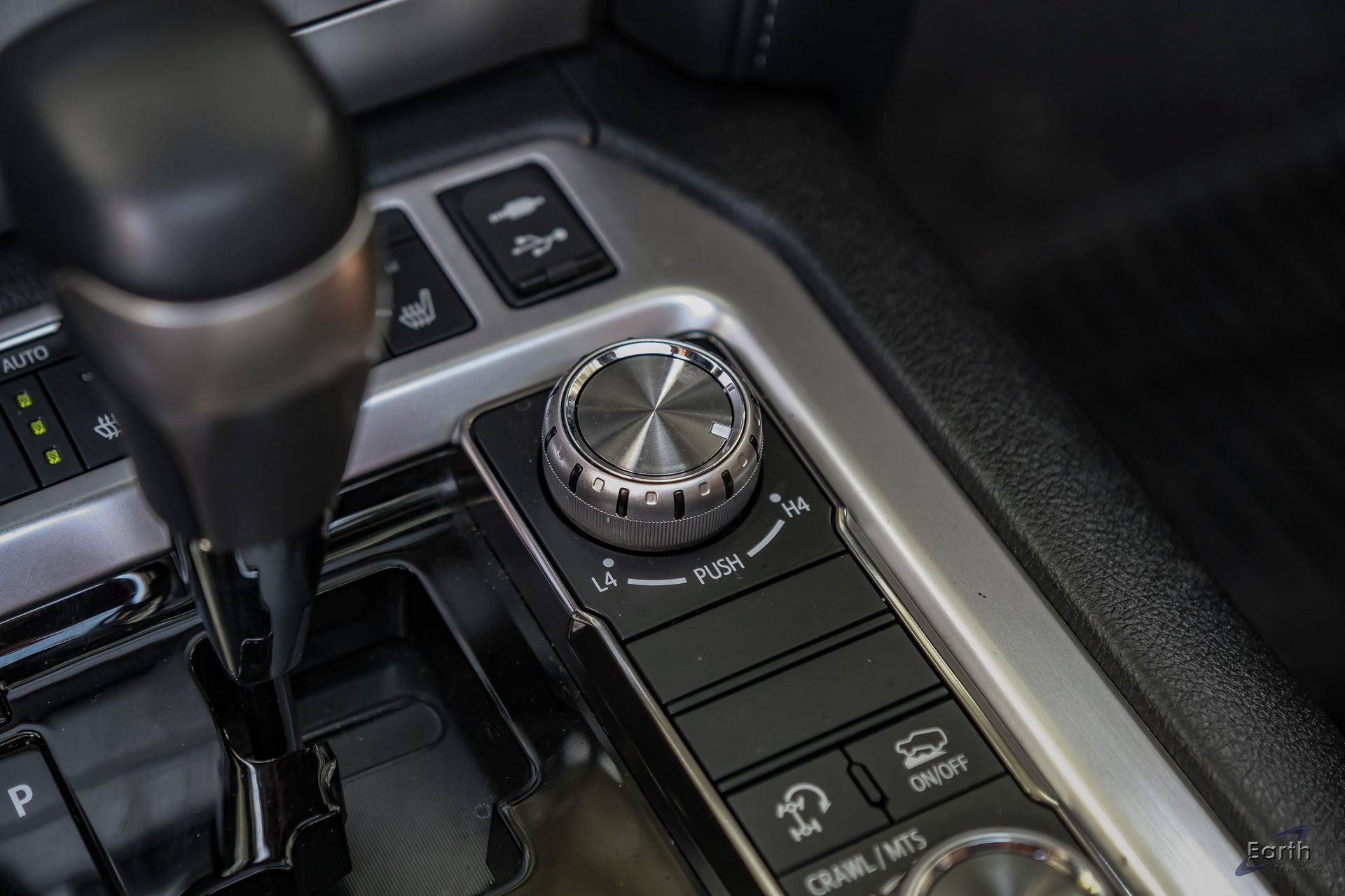 Used 2020 Toyota Land Cruiser AWD/4WD image 54