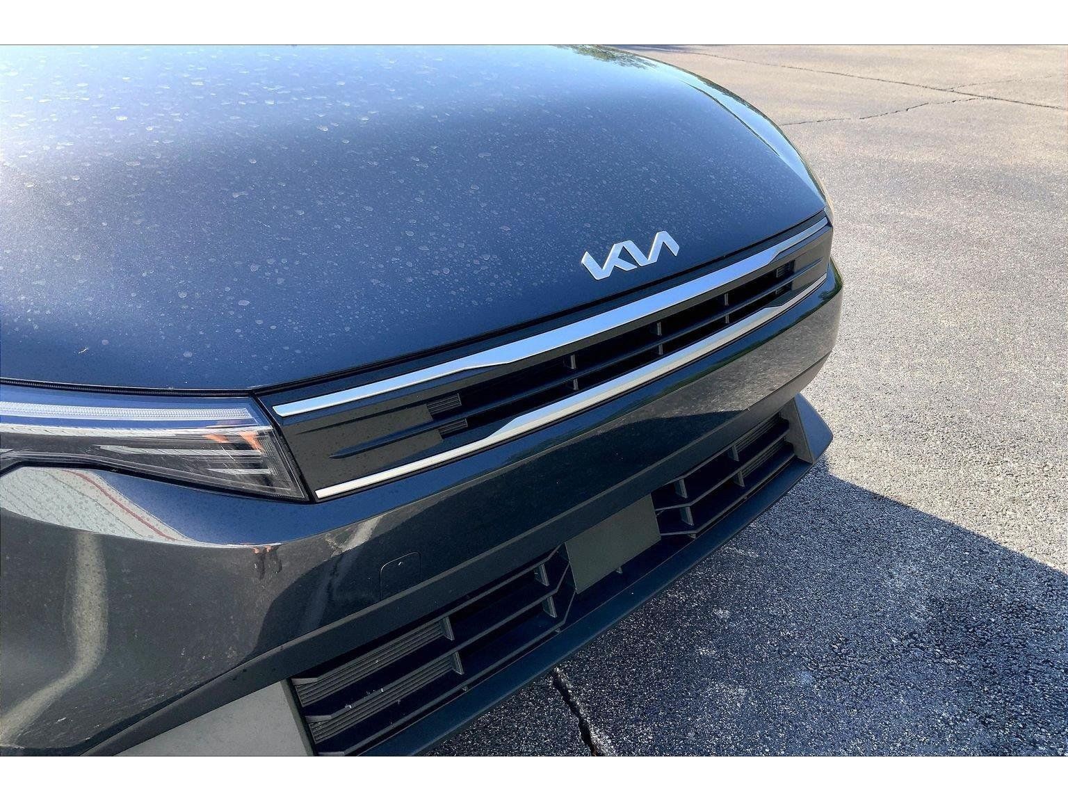 Used 2025 Kia K4 FWD image 28