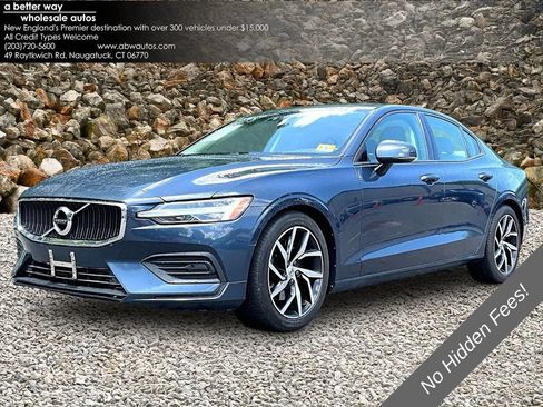 Used 2019 Volvo S60 T5 Momentum w/ Premium Package FWD image 1