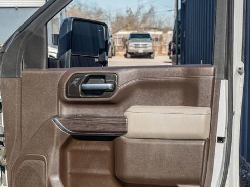 Used 2022 Chevrolet Silverado 2500 LTZ w/ LTZ Texas Edition image 43