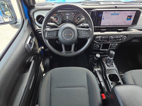 Used 2024 Jeep Wrangler Sport AWD/4WD image 10