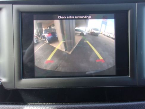 Used 2020 Chrysler Pacifica Touring-L image 11