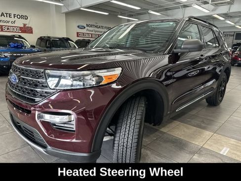 Used 2023 Ford Explorer XLT w/ Equipment Group 202A AWD/4WD image 17