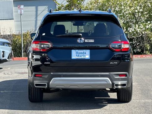 New 2025 Honda Pilot Elite image 5