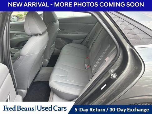 Used 2024 Hyundai Elantra SEL w/ Convenience Package FWD image 9